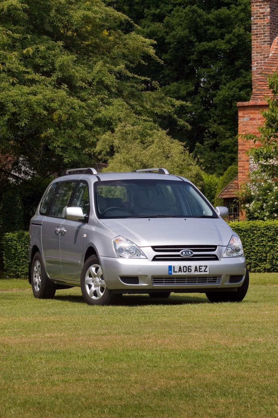  Kia Sedona 2006 года  (фото 14 из 50)